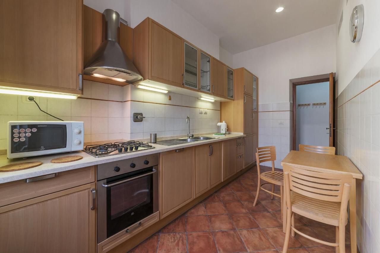 Roman Experience Testaccio Flat Екстер'єр фото
