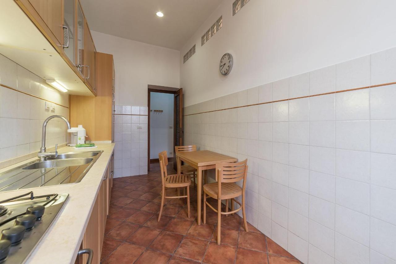 Roman Experience Testaccio Flat Екстер'єр фото